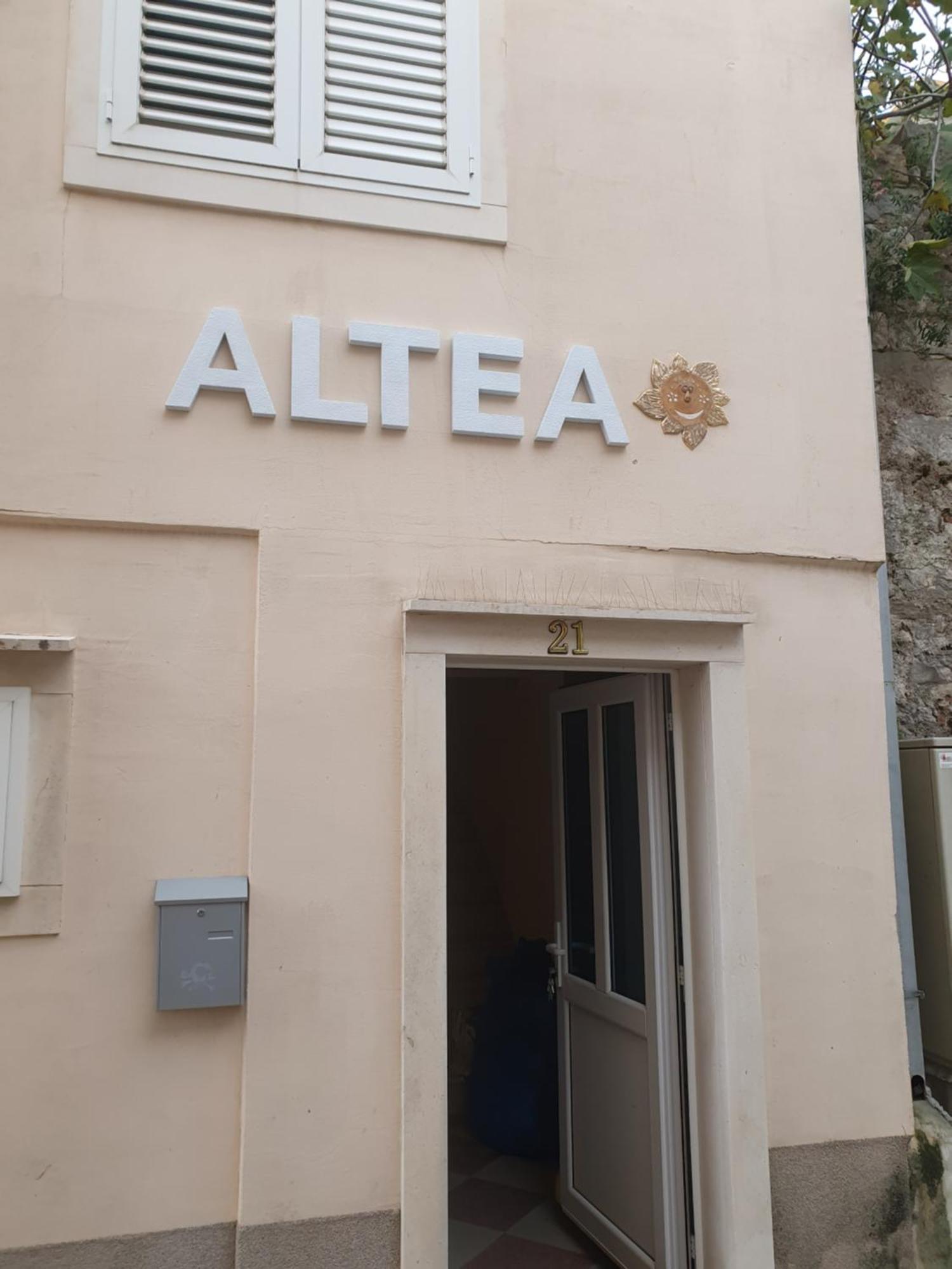 Altea Holidey Home With Jacuzzi And Free Parking Makarska Luaran gambar